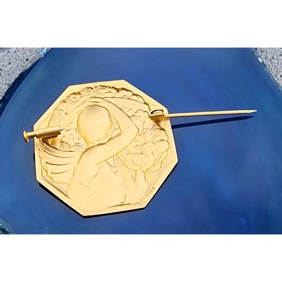 Pierre Turin Porteuse de Fleurs Gilded Bronze Art Deco Medallion Brooch - Picture 8 of 9